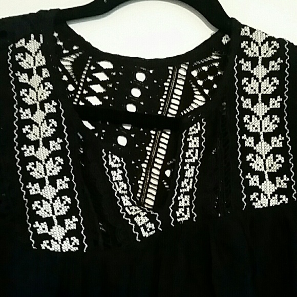 Shirt - Picture 3 of 4